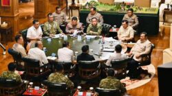 Pertemuan Prabowo dan Panglima TNI-Kapolri Terkait Penanganan Karhutla