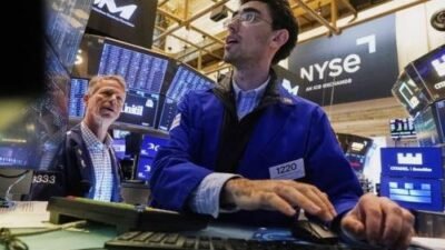 Kinerja Wall Street yang Melemah di Tengah Kenaikan Harga Minyak Kinerja Wall Street yang Melemah di Tengah Kenaikan Harga Minyak