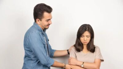 Mengapa Kata 'Maaf' Susah Diucapkan? Mengapa Kata ‘Maaf’ Susah Diucapkan?