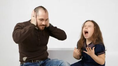Menghadapi Anak Sulit Diatur dengan Tiga Kata Sakti