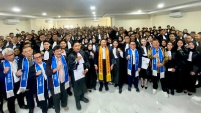 Pengangkatan 218 Advokat Baru di Surabaya: Standar dan Etika yang Ditekankan