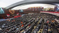 Pelelangan Kapal Perang Eks KRI Ki Hajar Dewantara-364