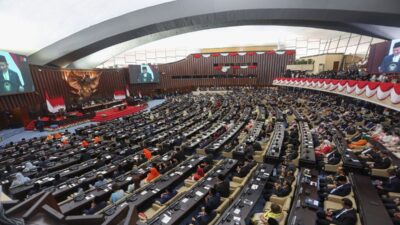 Pelelangan Kapal Perang Eks KRI Ki Hajar Dewantara-364