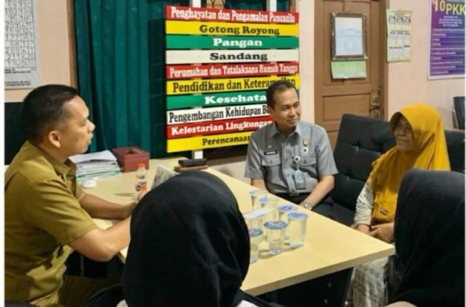 Pemantauan Pos Bantuan Hukum di Kelurahan 10 Ilir oleh Kemenkum Sumsel