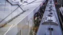 KA Commuter Tambah Perjalanan KRL untuk Atasi Kepadatan