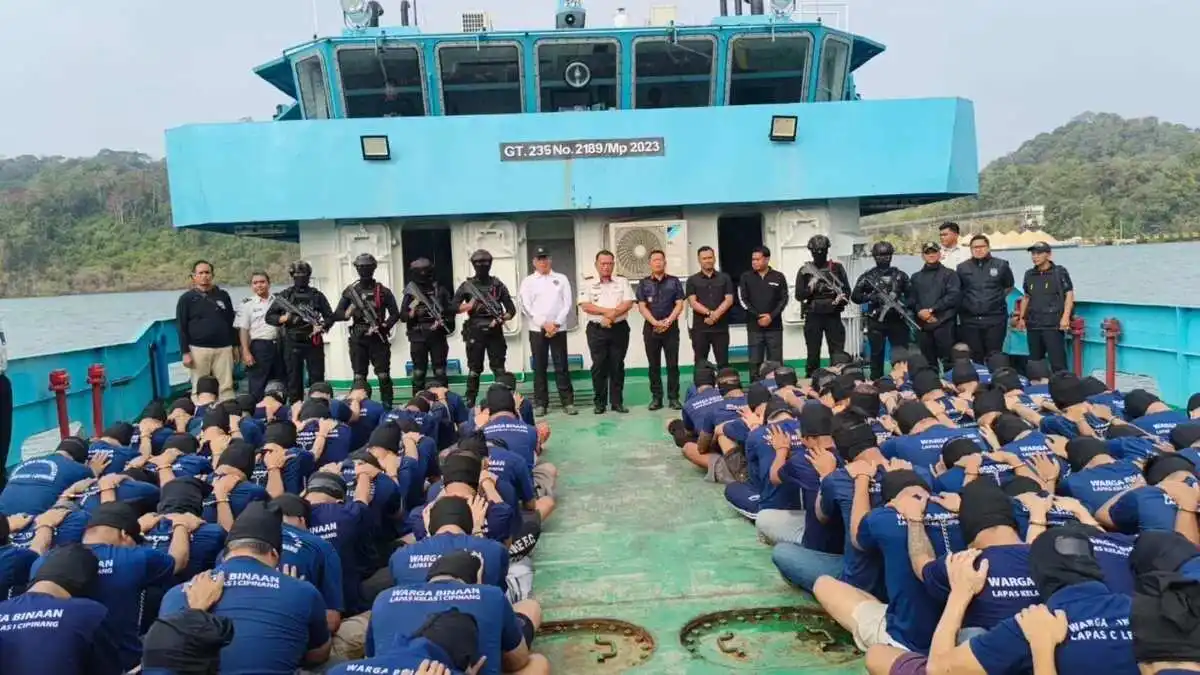 Pemindahan 123 Narapidana dari Jakarta dan Banten ke Nusakambangan