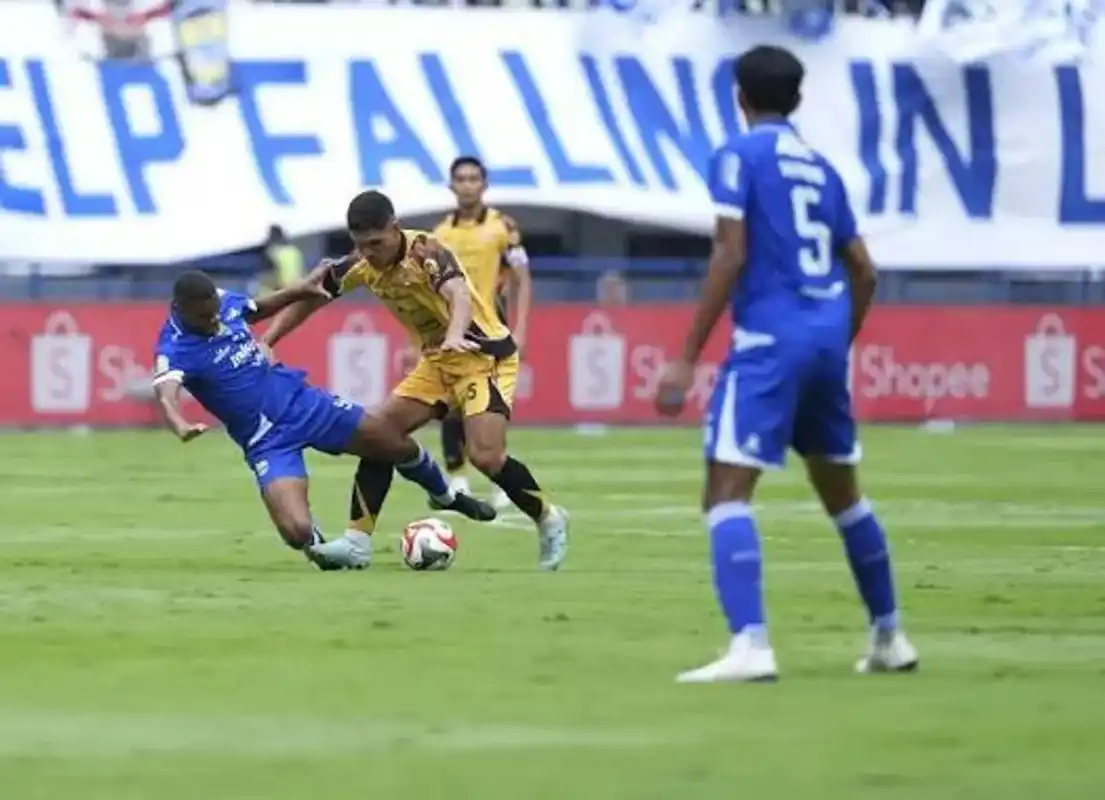 Pertarungan Panas Persija vs Persib di Super League
