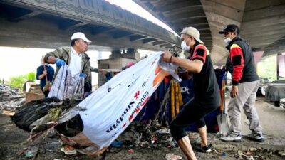 Tindakan Tegas Diperlukan untuk Menangani Sampah di Jembatan Pasupati
