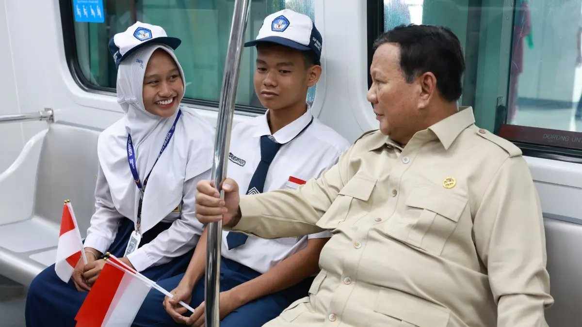 Prabowo Pemerintahkan Dukungan Biaya LRT Jakarta