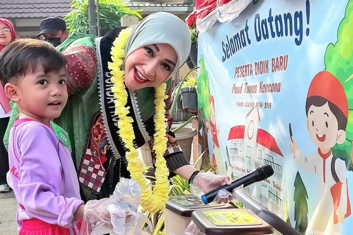 Edukasi Pemilahan Sampah untuk Ekonomi Keluarga di Jakarta Selatan