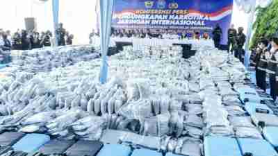 Dua Pria Ditangkap Usai Menyimpan Ganja Seberat 62,5 Kg