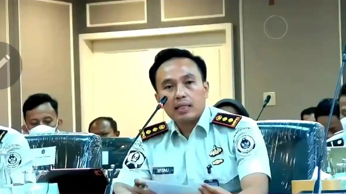 Temuan Fasilitas Mewah di Lapas Cibinong Mengundang Interogasi DPR Temuan Fasilitas Mewah di Lapas Cibinong Mengundang Interogasi DPR