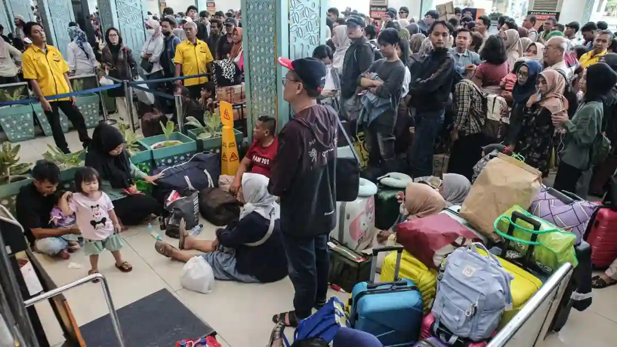 Lonjakan Penumpang Kereta Di Jakarta Menjelang 2026