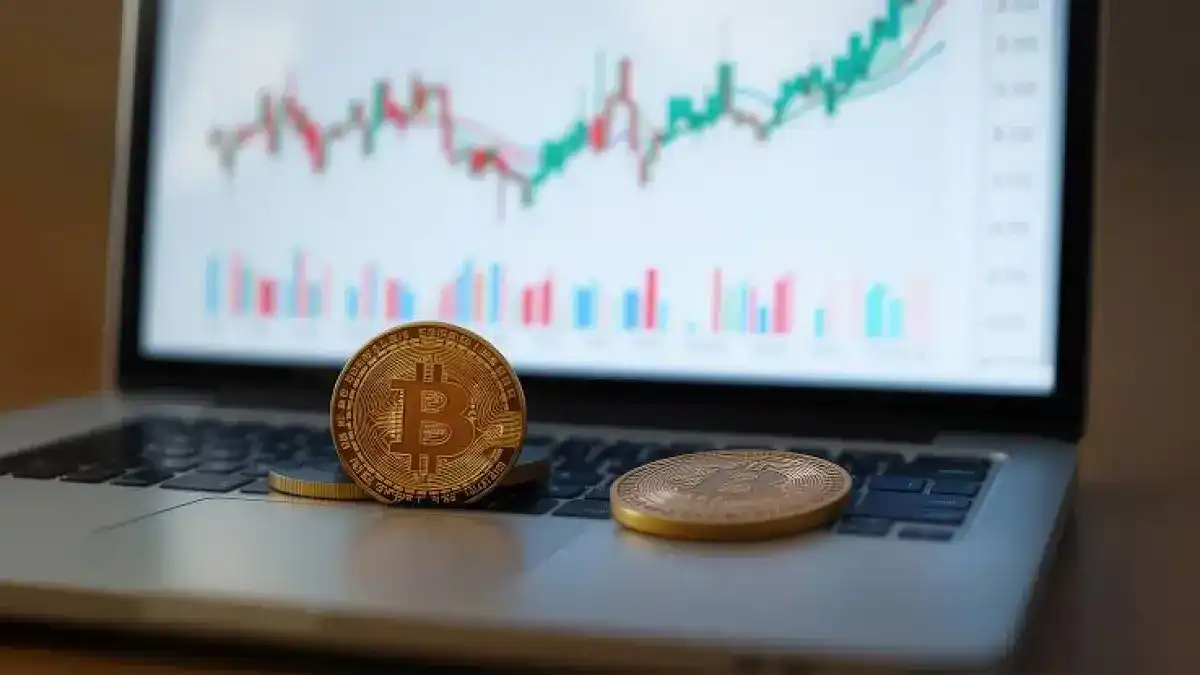 Tantangan Kepercayaan dalam Investasi Aset Digital di Indonesia Tantangan Kepercayaan dalam Investasi Aset Digital di Indonesia