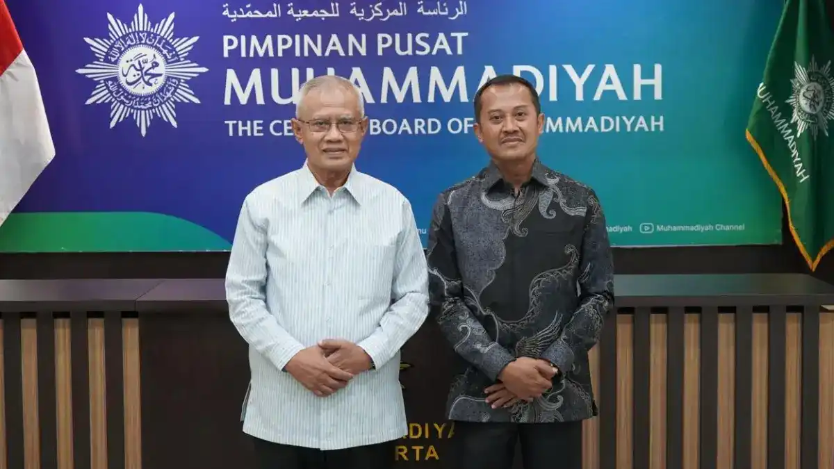 Diskusi Kemandirian dan Desentralisasi dalam Dunia Politik