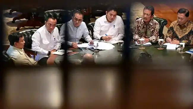 Prabowo Minta Pembaruan Pembangunan 100 Kampung Nelayan di Hambalang