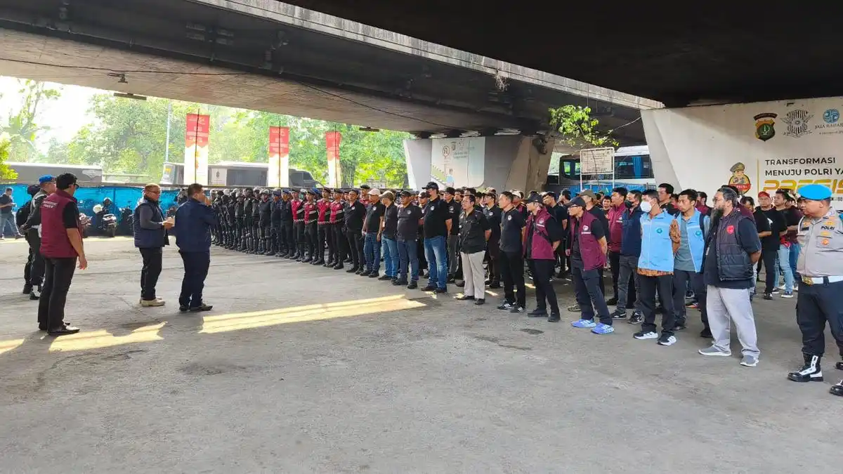 Operasi Narkoba Berujung Penangkapan 24 Orang di Kampung Ambon dan Boncos