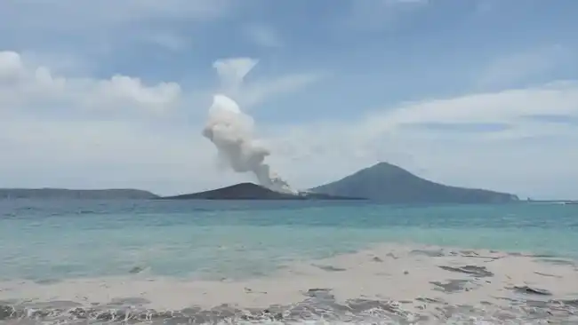 Aktivitas Anak Krakatau Meningkat, Status Resmi Naik Menjadi Siaga