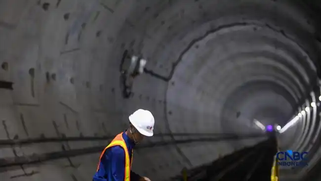 Menhub Bisik-Bisik Rute MRT Jakarta Tembus Tangsel