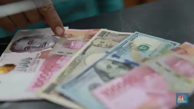 Rupiah Melemah di Tengah Penguatan Sejumlah Mata Uang Asia