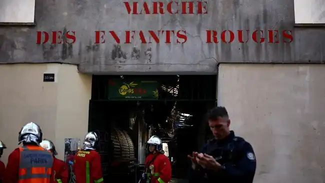 Kebakaran Melalap Marché des Enfants Rouges, Pasar Bersejarah Paris