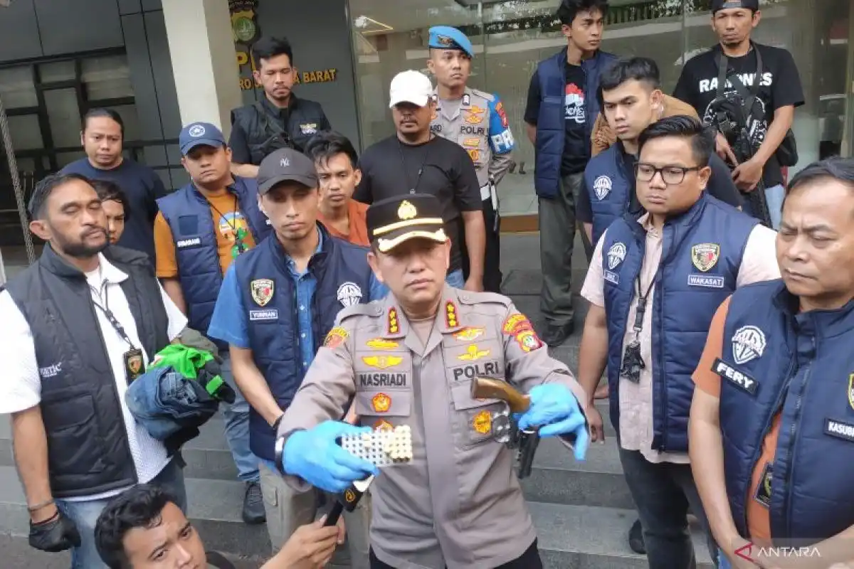 Dua Pelaku Pencurian Motor Bersenjata Dilumpuhkan Setelah Kabur ke Lampung Timur
